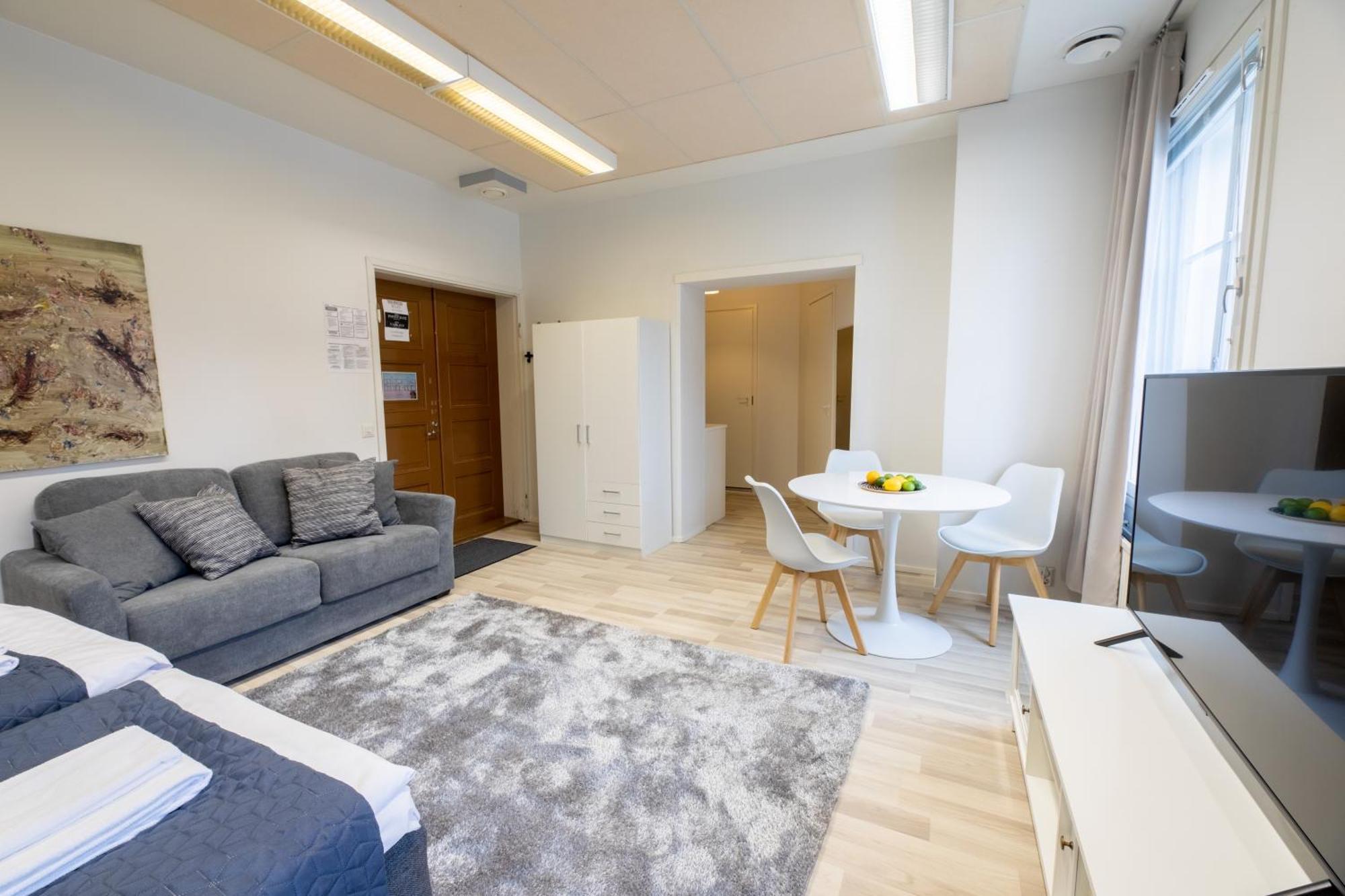 Vanha Postitalo Varkaus Buitenkant foto