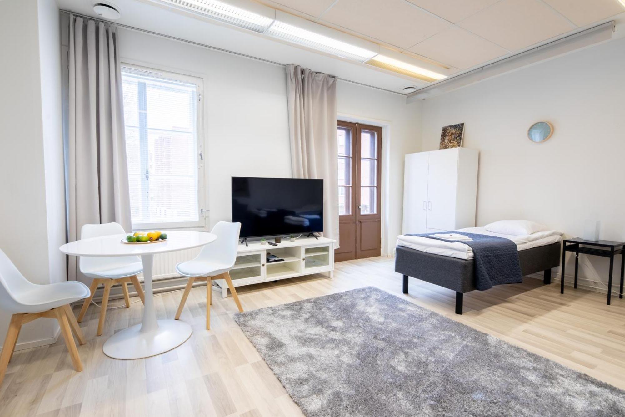 Vanha Postitalo Varkaus Buitenkant foto